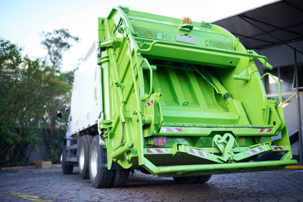 Best Attic Cleanout Services  in Bismarck, MO